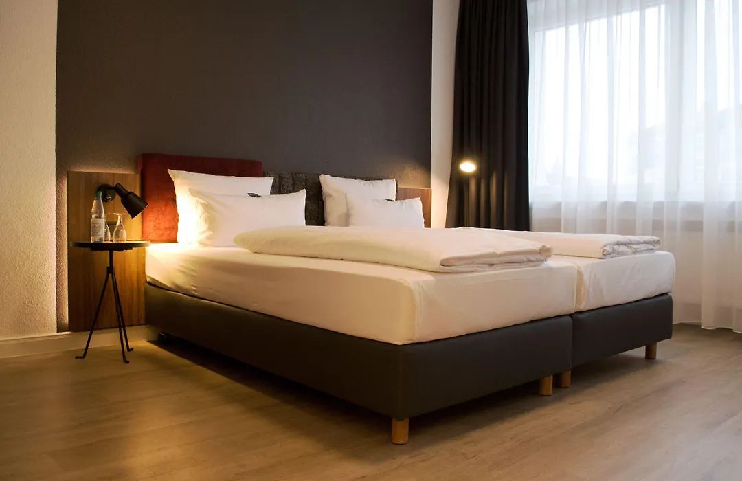 Hotel am Schlosstheater-1